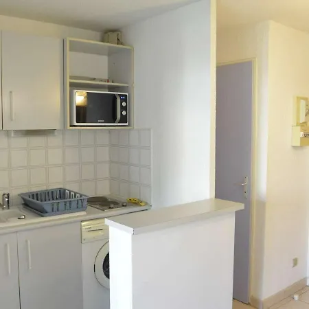 Appartement Cap D'Agde, 2 Pieces, 6 Personnes - Fr-1-249-340 *