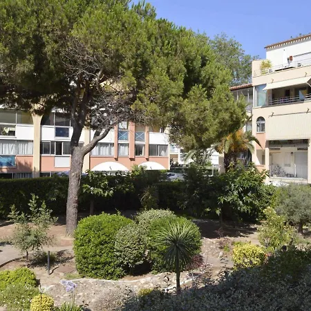 Appartement Cap D'Agde, 2 Pieces, 6 Personnes - Fr-1-249-340 *
